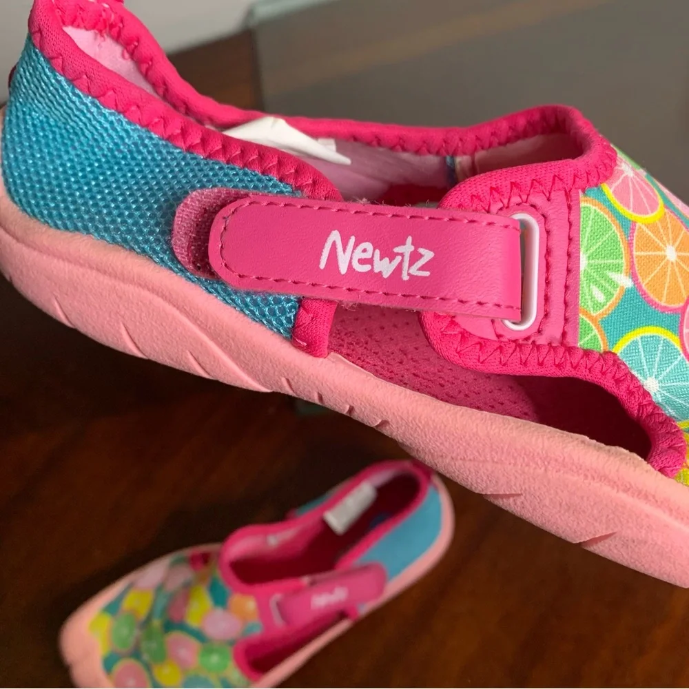 Newt Citrus Toed Water Shoes